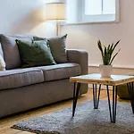 Lägenhet Eigene Im Stadtzentrum Mit Wunderschoener Dachterrasse